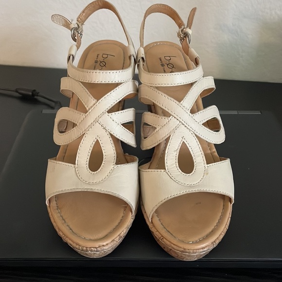 Born Concept | cork and white wedges - Picture 3 of 5